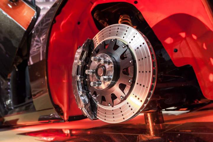 Révision véhicule Saint-Julien-de-Coppel