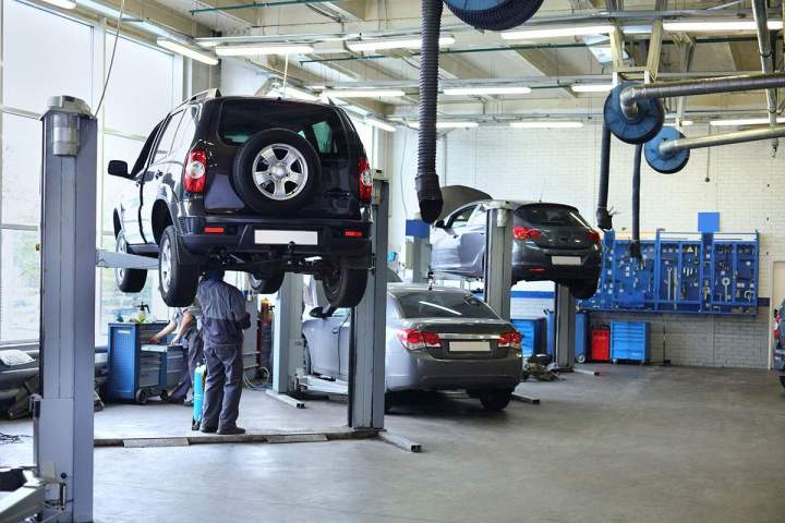 Garage automobile Saint-Julien-de-Coppel